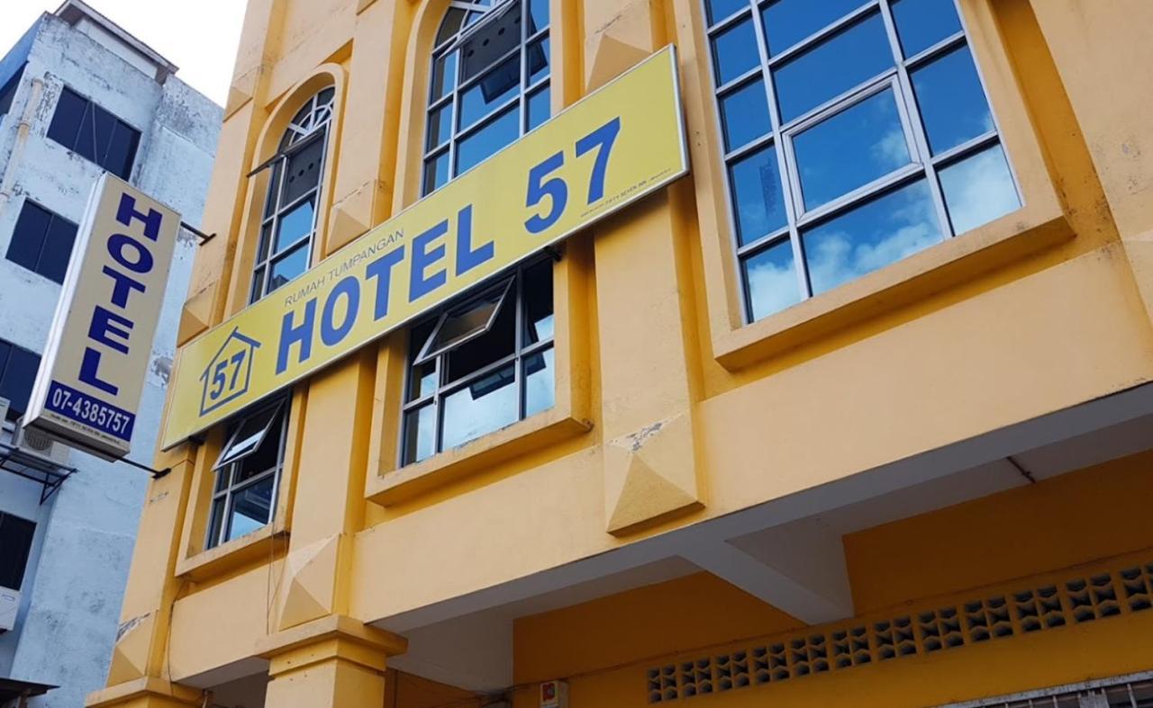 Fifty Seven Inn Batu Pahat Eksteriør bilde
